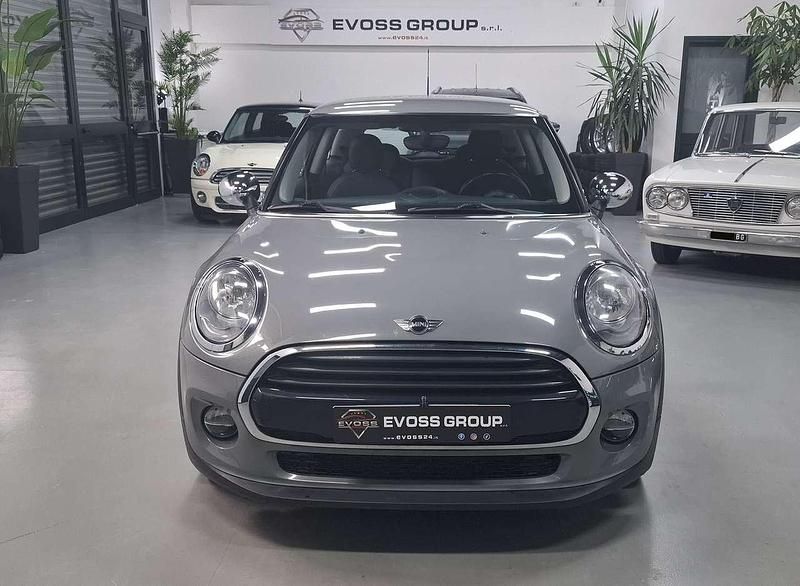 Usata Mini Cooper D 116 CV (85 kW) 2017 Grigio Utilitaria