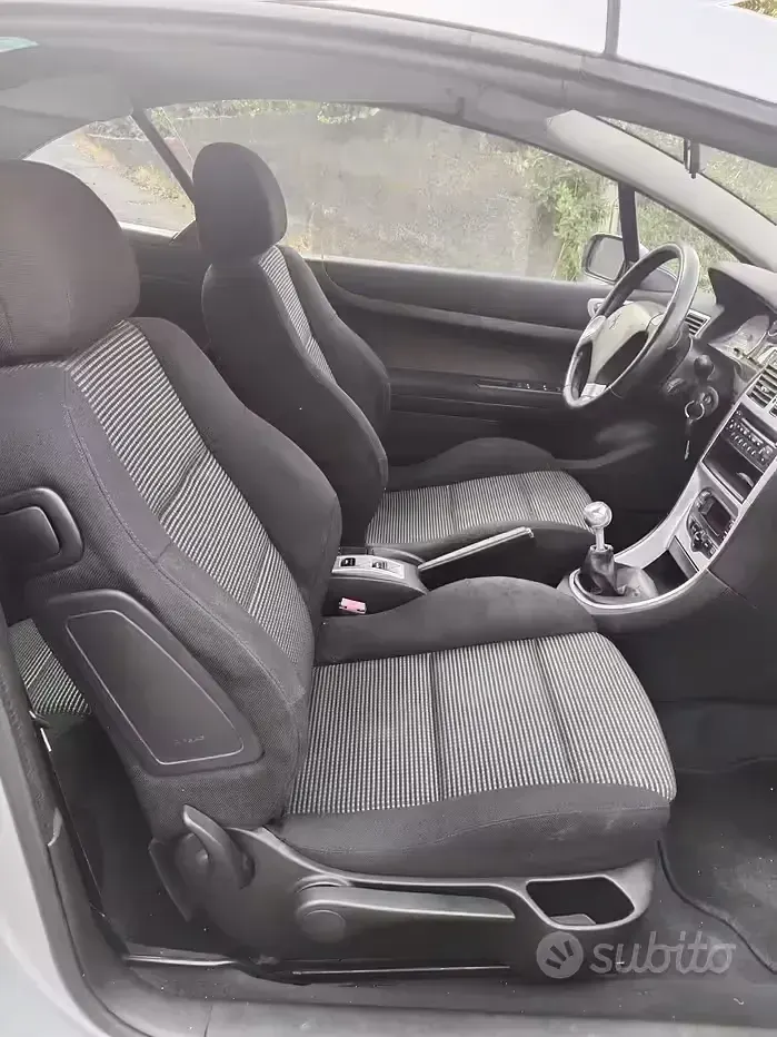Usata Peugeot 307 110 CV (80 kW) 2004 Grigio Coupé