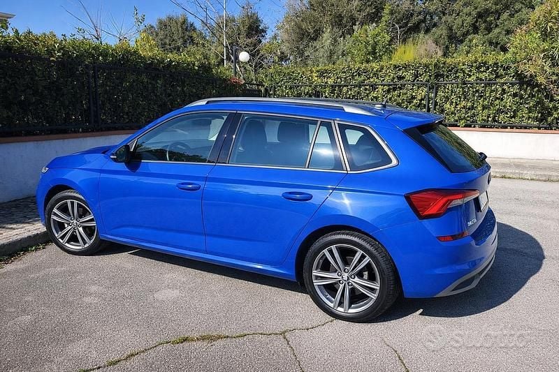 Blu Usata 2023 Skoda Kamiq Ambition SUV | 20.000 € (Cara) - Immagine 1/4
