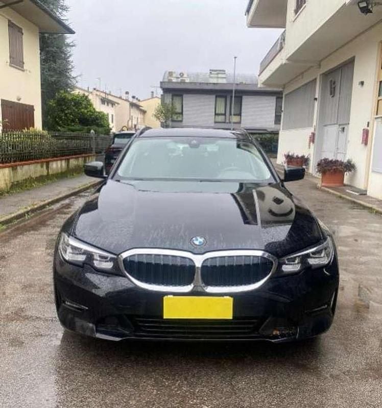 Usata BMW 318 Advantage 150 CV (110 kW) 2021 Nero Station wagon