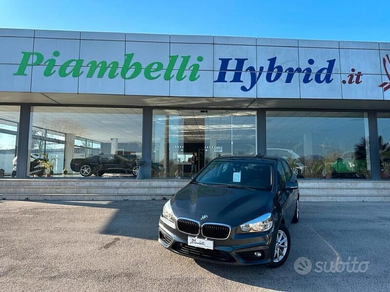 Grigio Usata 2017 BMW 216 Active Tourer Luxury Line Monovolume | 11.490 € (Ottimo prezzo) - Immagine 1/4