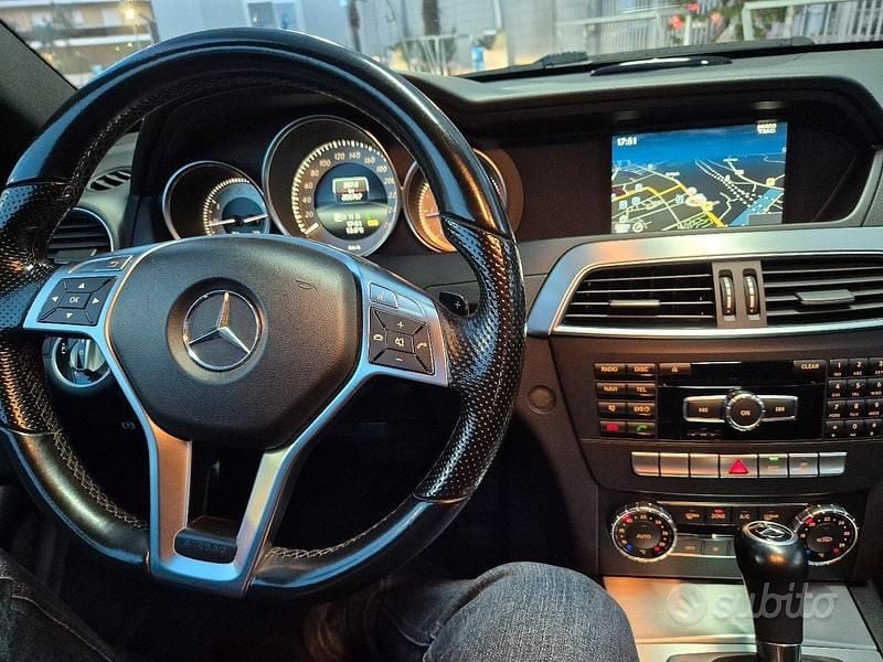 Usata Mercedes 220 Avantgarde 170 CV (125 kW) 2015 Grigio Coupé