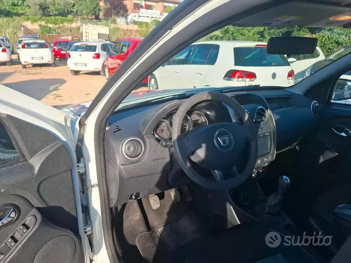 Usata Dacia Duster 109 CV (80 kW) 2016 Bianco SUV