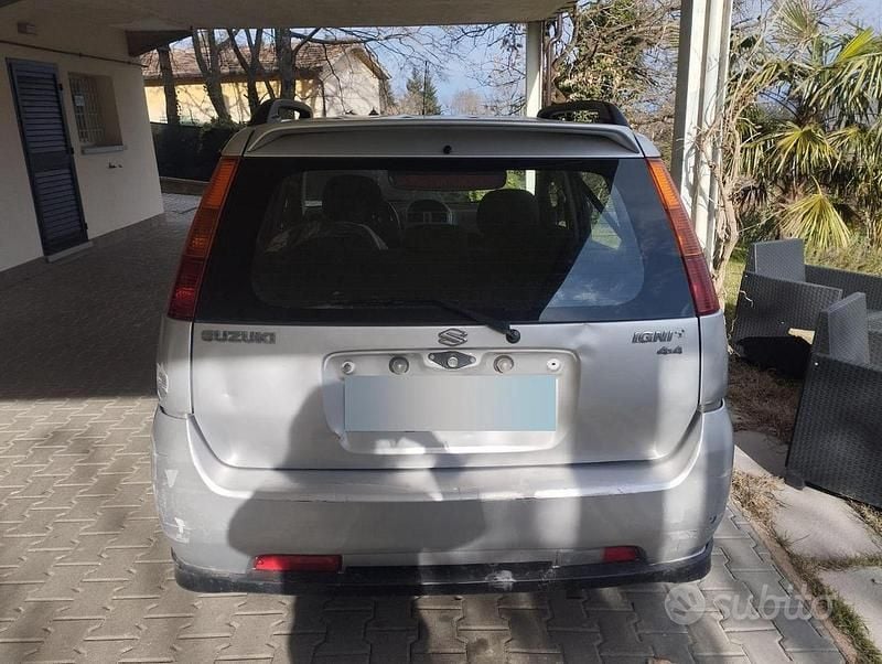 Usata Suzuki Ignis 99 CV (72 kW) 2008 Grigio Utilitaria