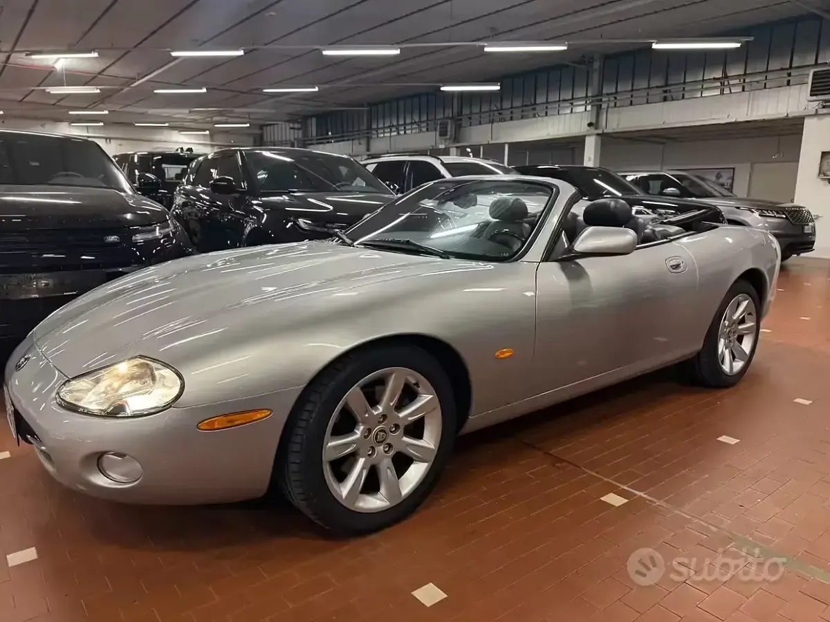 Usata Jaguar XK8 298 CV (219 kW) 2004 Cabrio