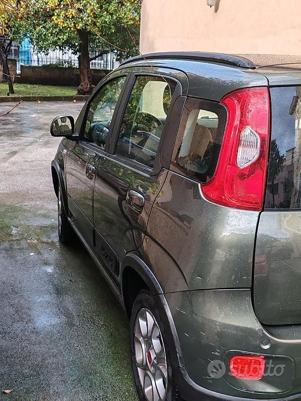 Usata Fiat Panda 4x4 86 CV (63 kW) 2015 Verde Utilitaria