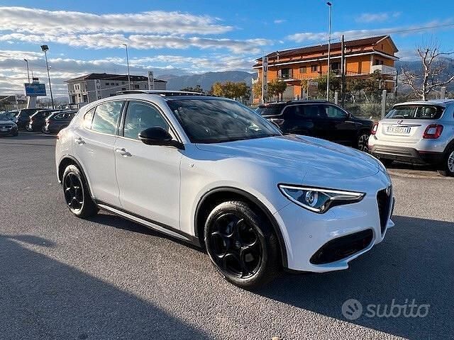 Usata Alfa Romeo Stelvio Ti 210 CV (154 kW) 2022 Bianco SUV