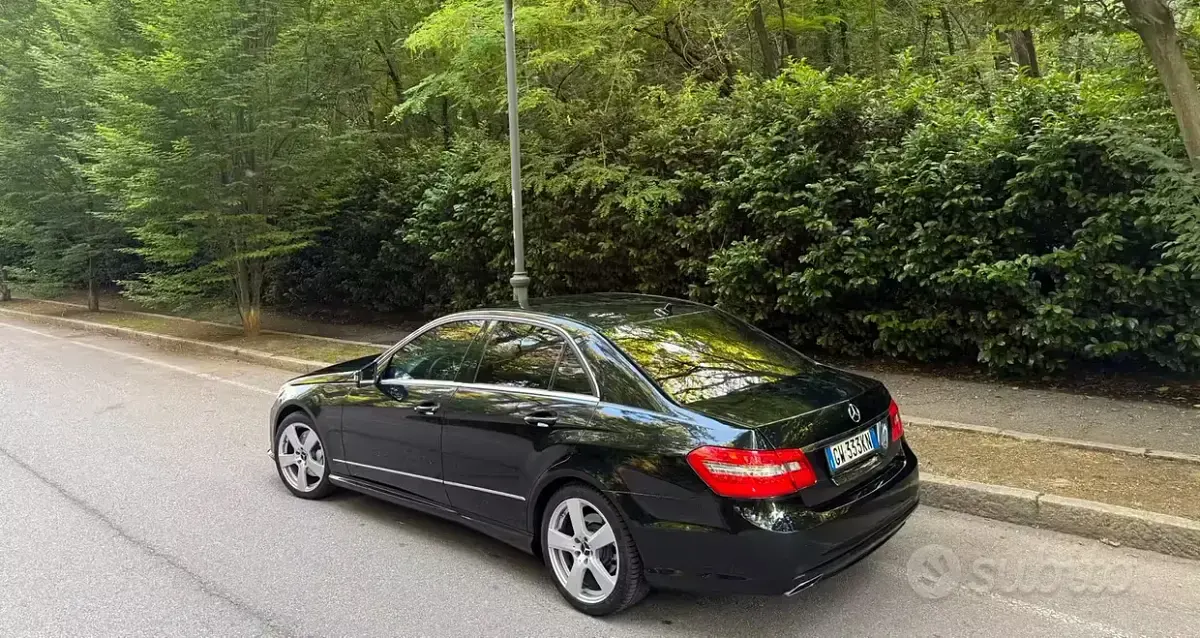 Usata Mercedes E350 Avantgarde 265 CV (194 kW) 2013 Nero Berlina