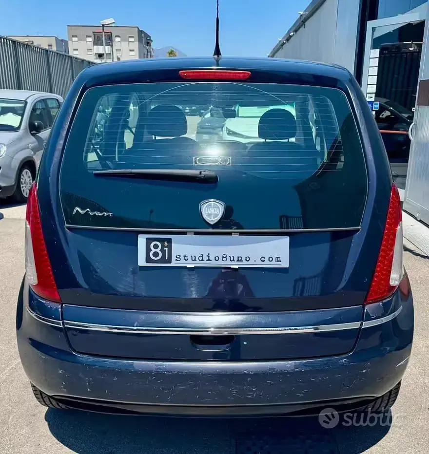 Usata Lancia Musa 77 CV (56 kW) 2010 Bluazzurro Monovolume