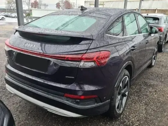 Usata Audi Q4 e-tron Ambiente 194 kW (265 CV) 2023 Lilla SUV
