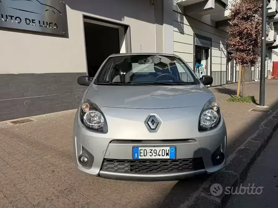 Usata Renault Twingo Dynamique 75 CV (55 kW) 2011 Grigio Utilitaria