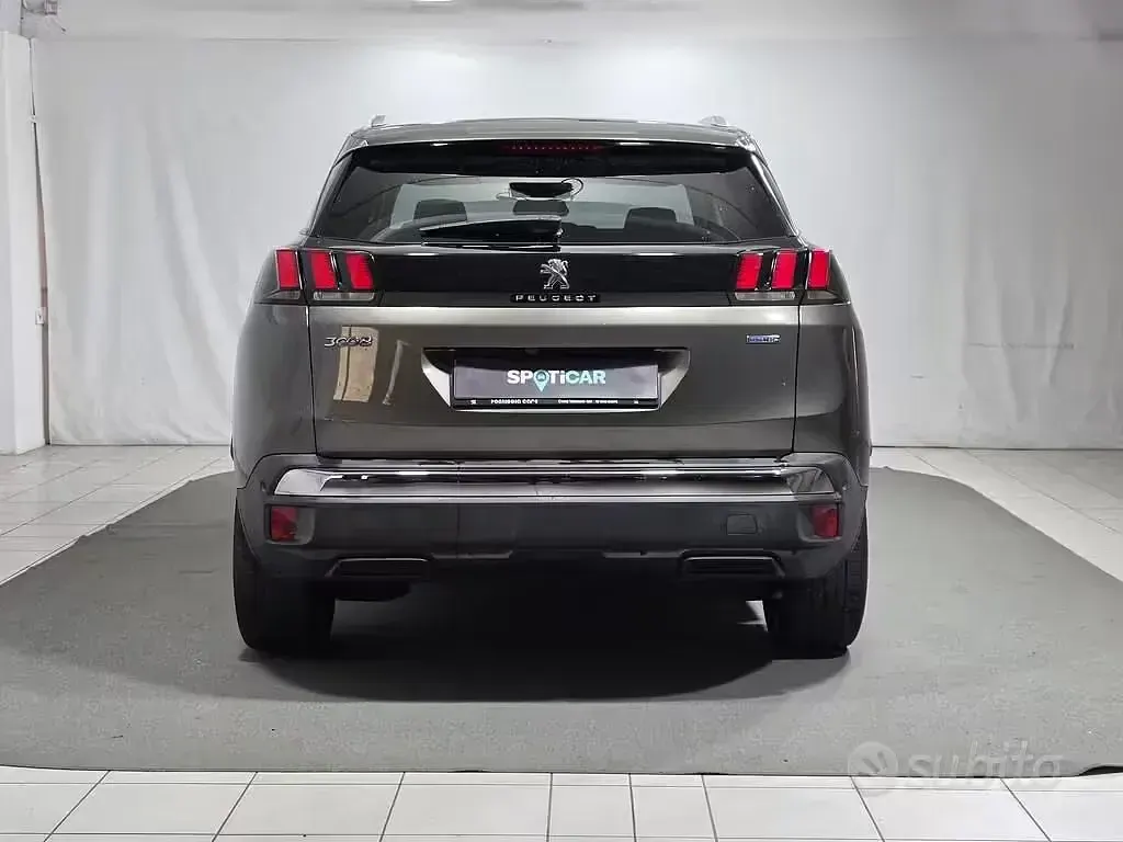 Usata Peugeot 3008 Active 131 CV (96 kW) 2017 Grigio SUV
