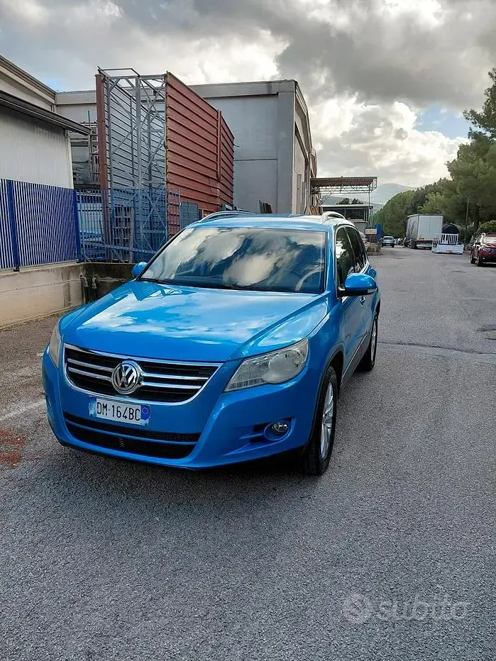 Usata VW Tiguan Sportline 140 CV (102 kW) 2008 Blu SUV
