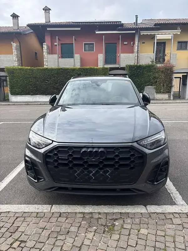 Usata Audi Q5 Ambiente 204 CV (150 kW) 2023 Grigio SUV