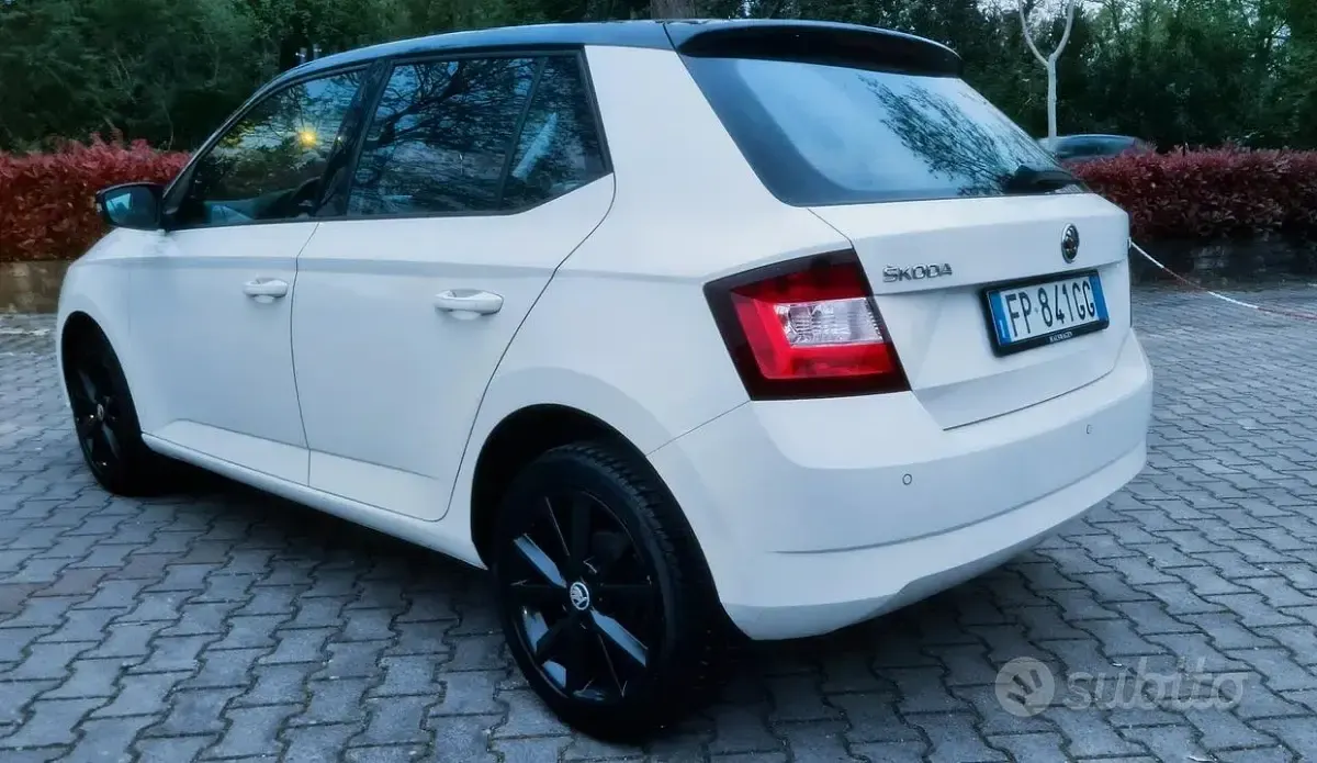 Usata Skoda Fabia Design Edition 75 CV (55 kW) 2018 Bianco Berlina