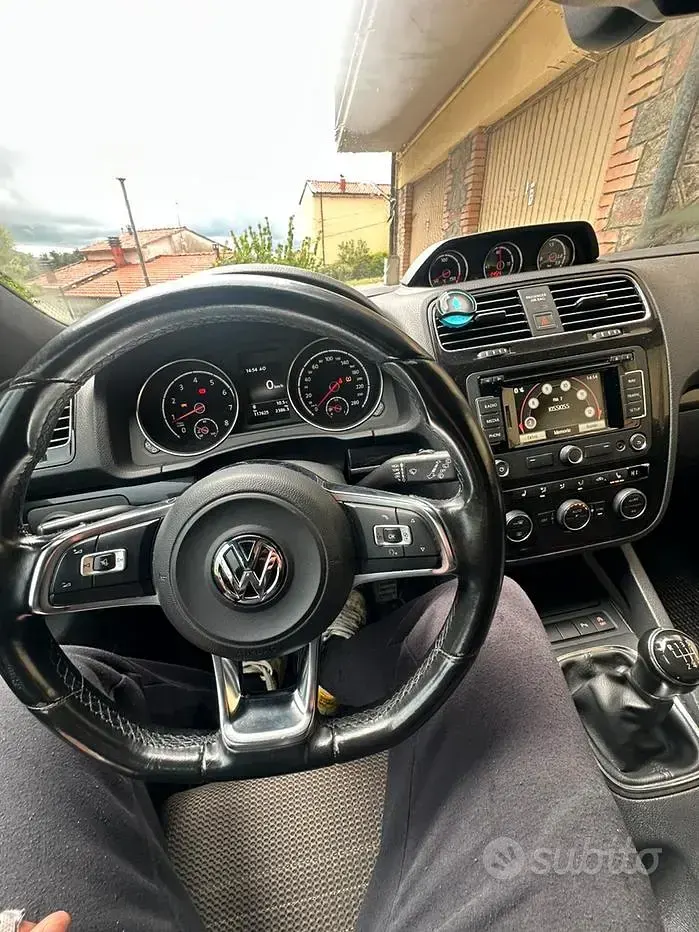 Usata VW Scirocco 122 CV (89 kW) 2014 Bianco Coupé