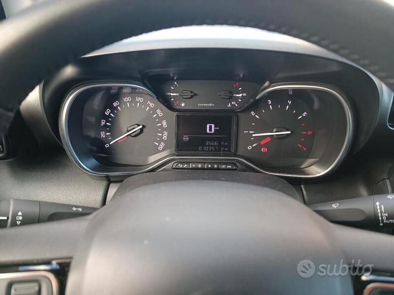 Usata Citroën C3 Aircross 110 CV (80 kW) 2023 Verde SUV