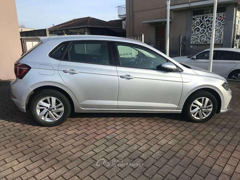 Usata VW Polo Style 94 CV (69 kW) 2022 Argento Utilitaria