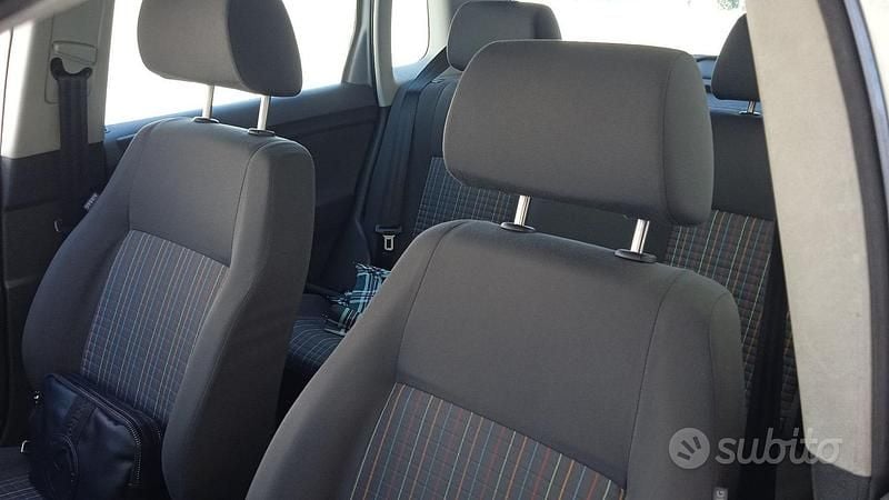 Usata VW Polo 70 CV (51 kW) 2007 Grigio Utilitaria