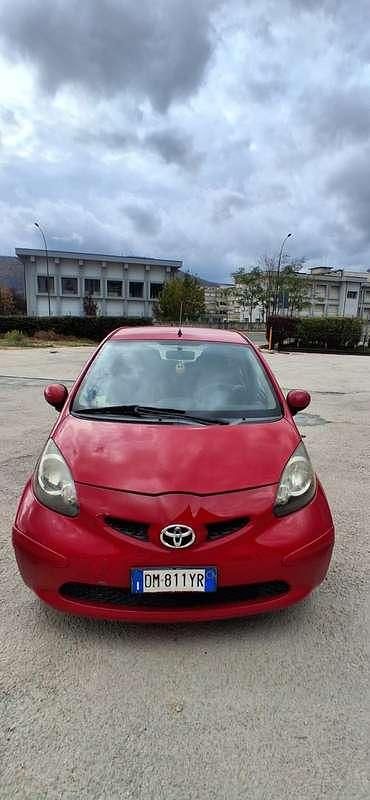 Usata Toyota Aygo Sol 68 CV (50 kW) 2007 Utilitaria