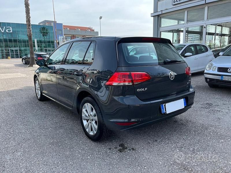 Brugt VW Golf VII Business 110 HK (80 kW) 2016 Grå Sedan