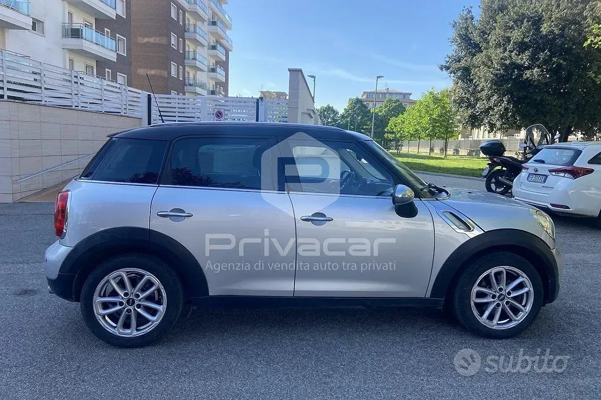 Usata Mini Cooper D Countryman Business 111 CV (81 kW) 2015 Grigio SUV