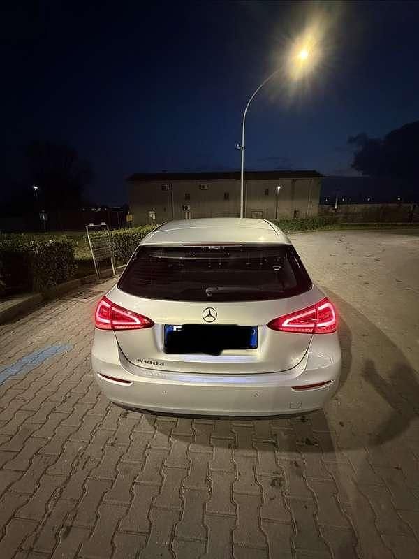 Usata Mercedes A180 Business 116 CV (85 kW) 2019 Berlina