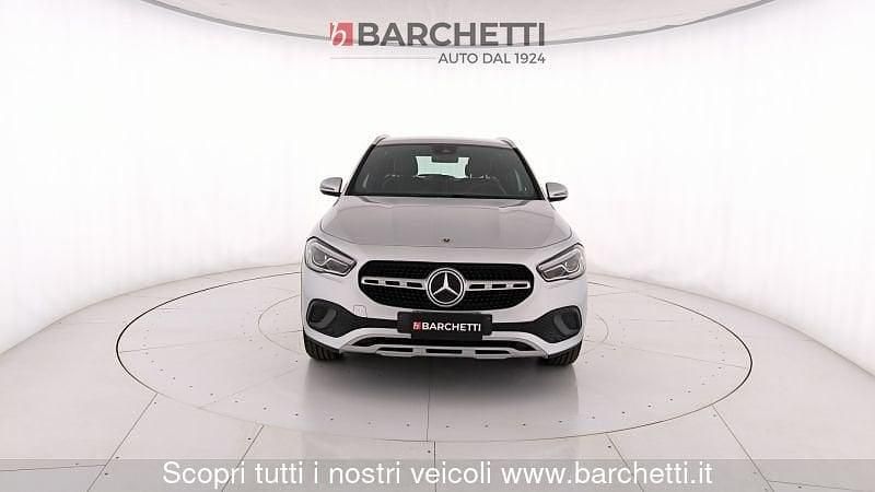 Usado Mercedes GLA250 224 CV (164 kW) 2020 Plateado SUV