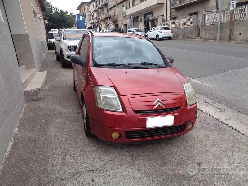 Usata Citroën C2 Elegance 60 CV (44 kW) 2004 Rosso Utilitaria