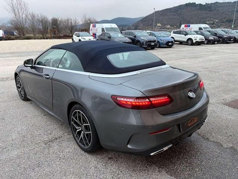 Usata Mercedes E220 Premium 194 CV (142 kW) 2021 Grigio Cabrio
