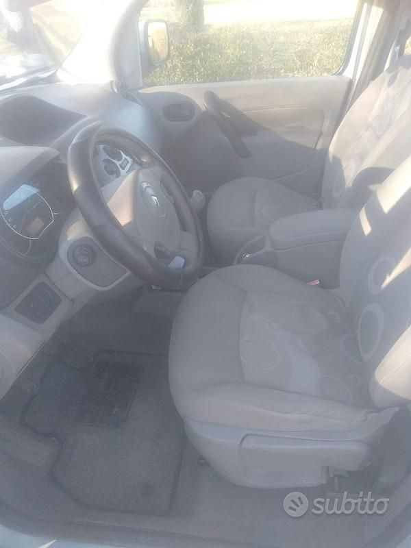 Usata Renault Kangoo 84 CV (61 kW) 2008 Monovolume