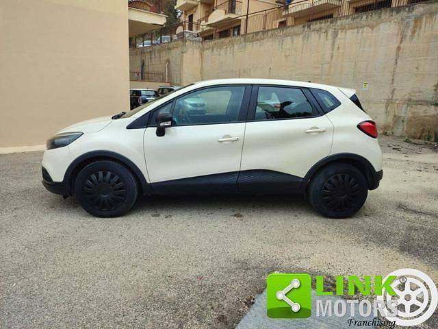 Usata Renault Captur 90 CV (66 kW) 2014 Beige SUV