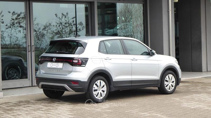 Usata VW T-Cross 95 CV (69 kW) 2019 Argento SUV