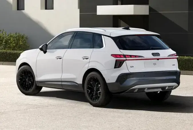 Nuova Audi Q3 Advanced 204 CV (150 kW) 2026 Bianco SUV