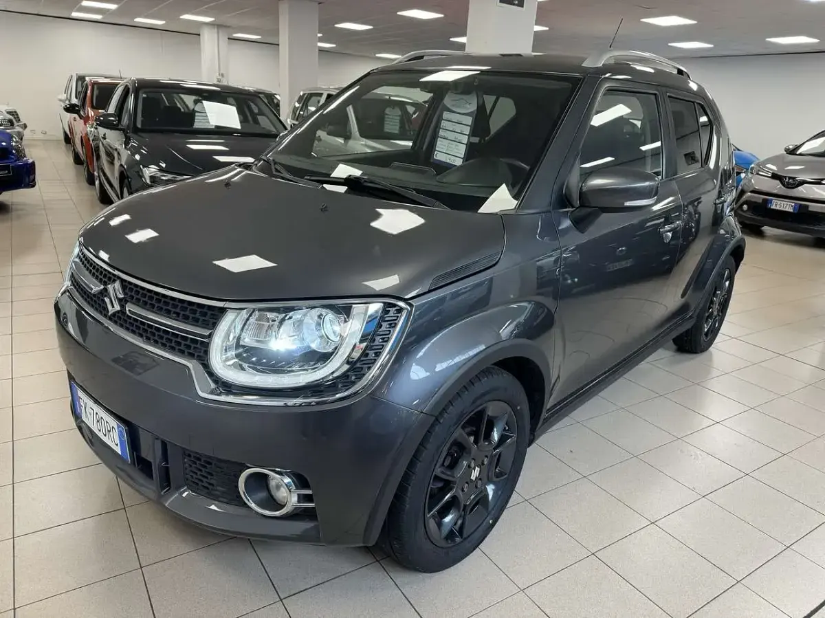 Usata Suzuki Ignis 90 CV (66 kW) 2017 Grigio SUV