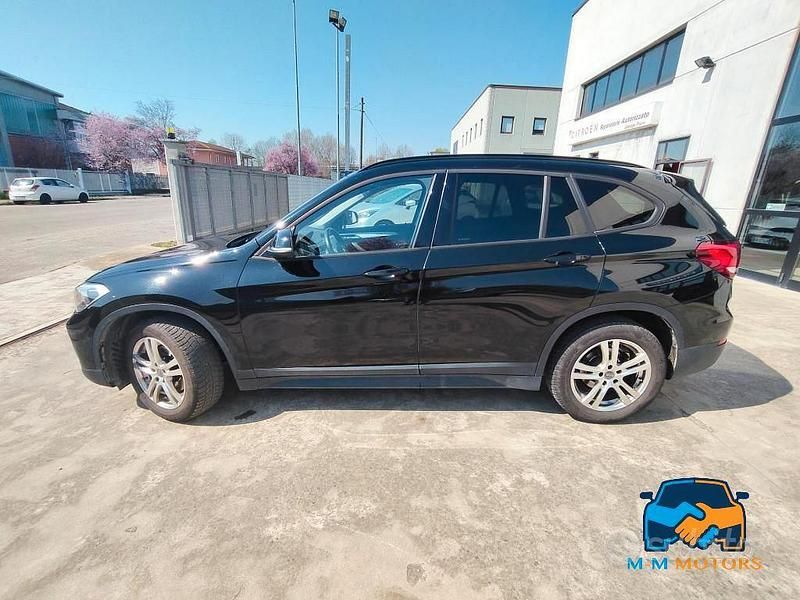 Usata BMW X1 Efficient Dynamics 150 CV (110 kW) 2019 Nero SUV