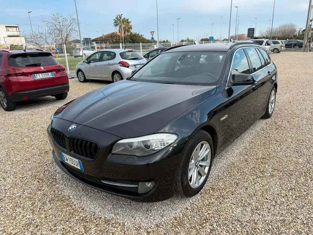 Usata BMW 520 M Sport 184 CV (135 kW) 2011 Nero Station wagon