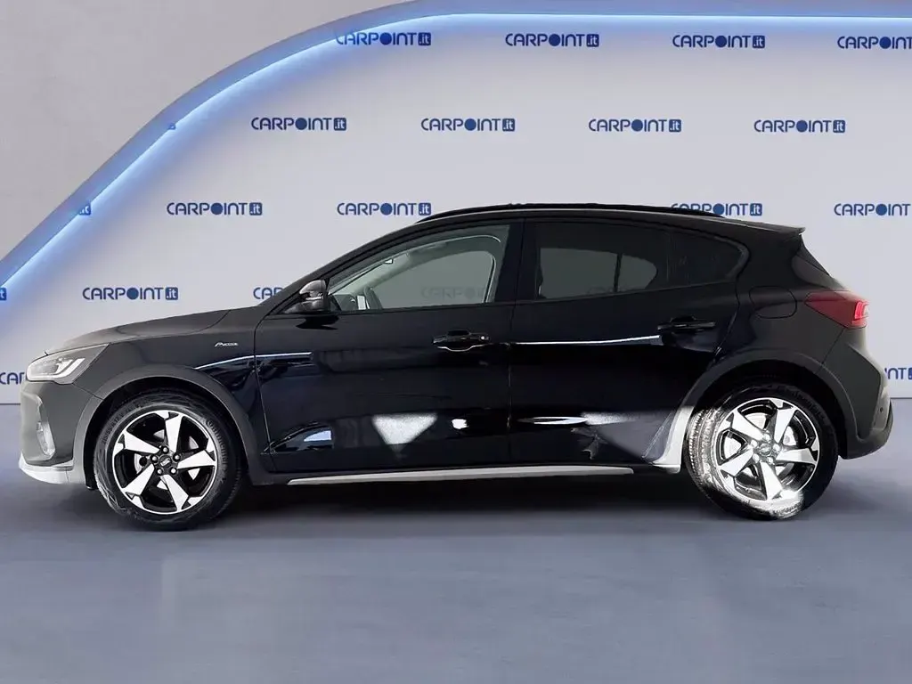 Usata Ford Focus Active 125 CV (91 kW) 2022 Nero SUV