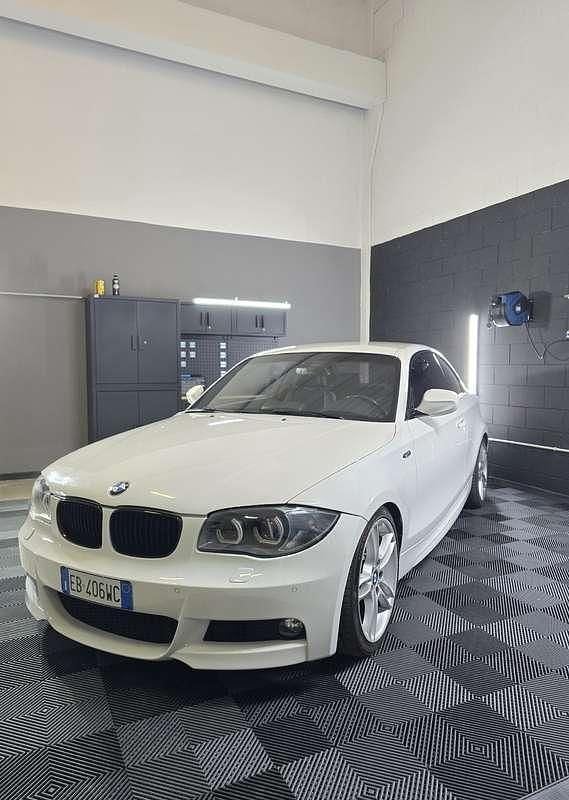 Usata BMW 120 Coupé M Sport 177 CV (130 kW) 2010 Bianco Coupé