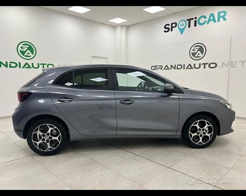 Nuevo MG MG3 116 CV (85 kW) 2025 Gris Utilitario