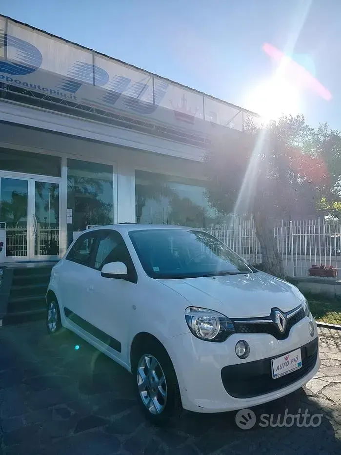 Gebraucht Renault Twingo SE 69 PS (50 kW) 2015 Weiß Kleinwagen