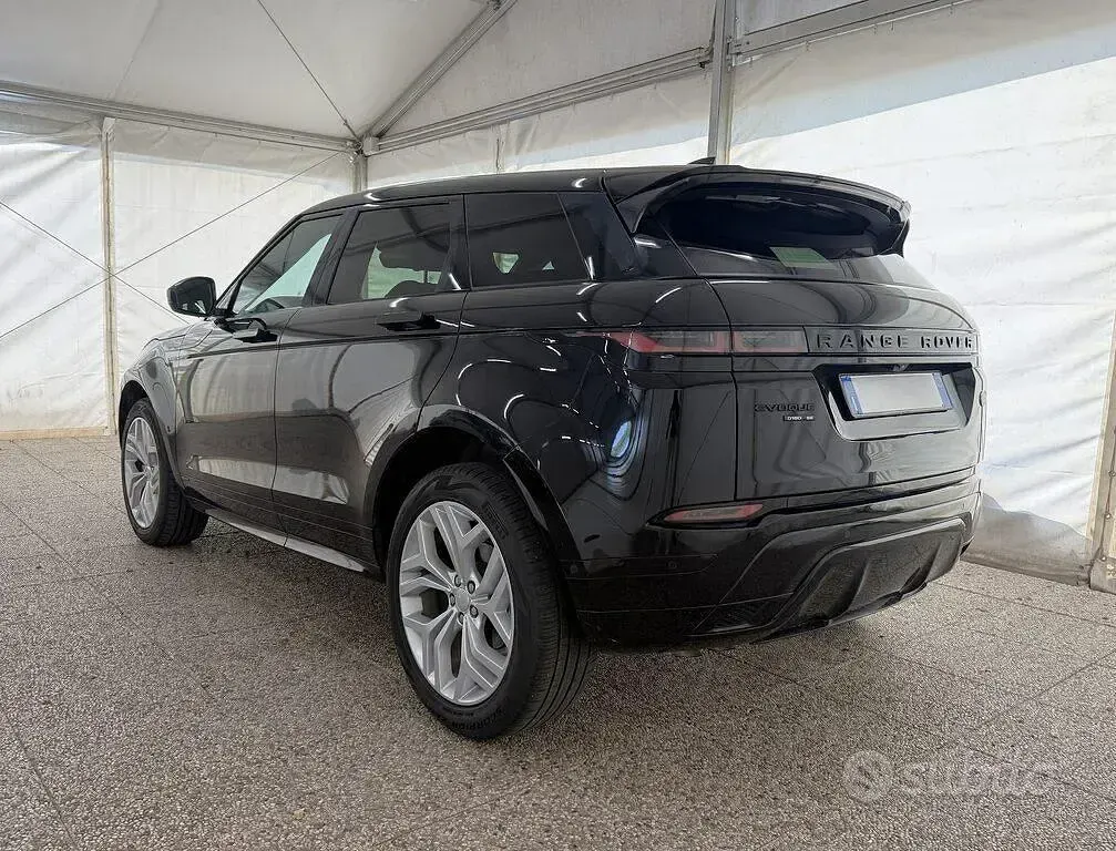 Usata Land Rover Range Rover evoque HSE Dynamic 180 CV (132 kW) 2019 Nero SUV