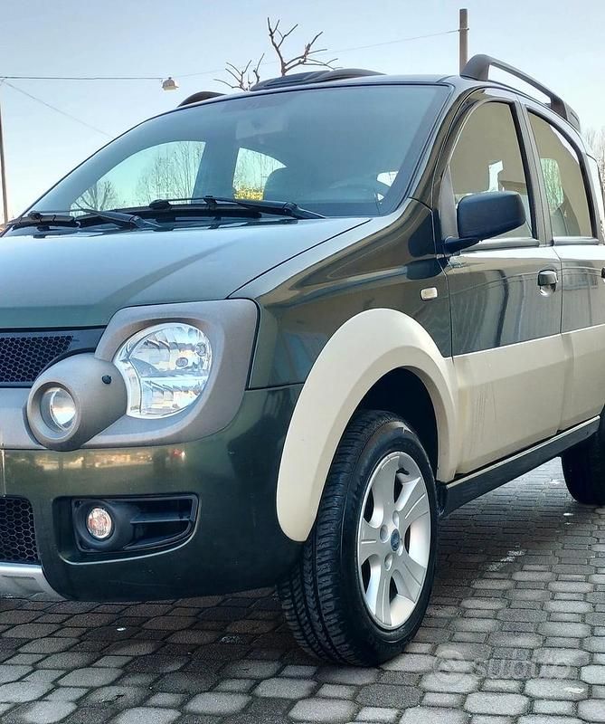 Verde Usata 2007 Fiat Panda Cross Cross Due volumi | 4900 € - Immagine 1/4