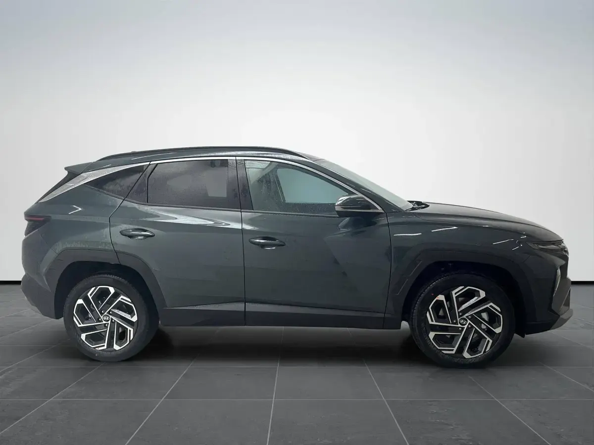 Nuova Hyundai Tucson 179 CV (131 kW) 2026 U2p SUV