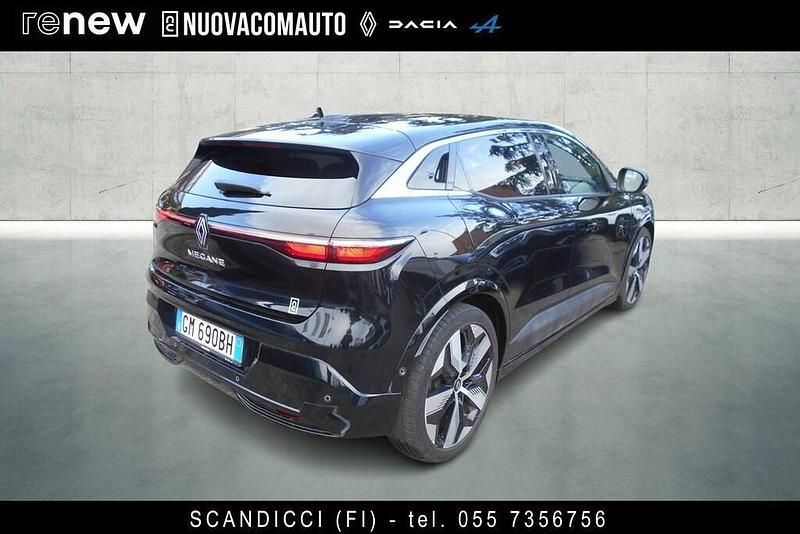 Käytetty Renault Megane E-Tech Techno 161 kW (220 HP) 2023 Musta Sedan