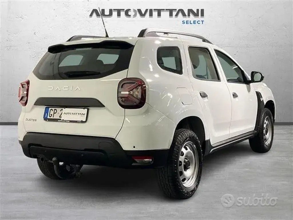 Usata Dacia Duster Essentiel 101 CV (74 kW) 2023 Bianco SUV