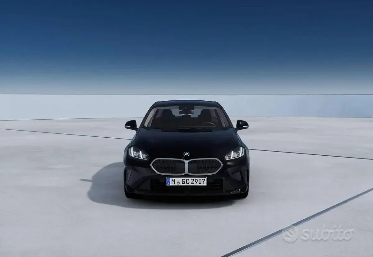 Nuova BMW 118 M Sport 150 CV (110 kW) 2026 Nero Utilitaria