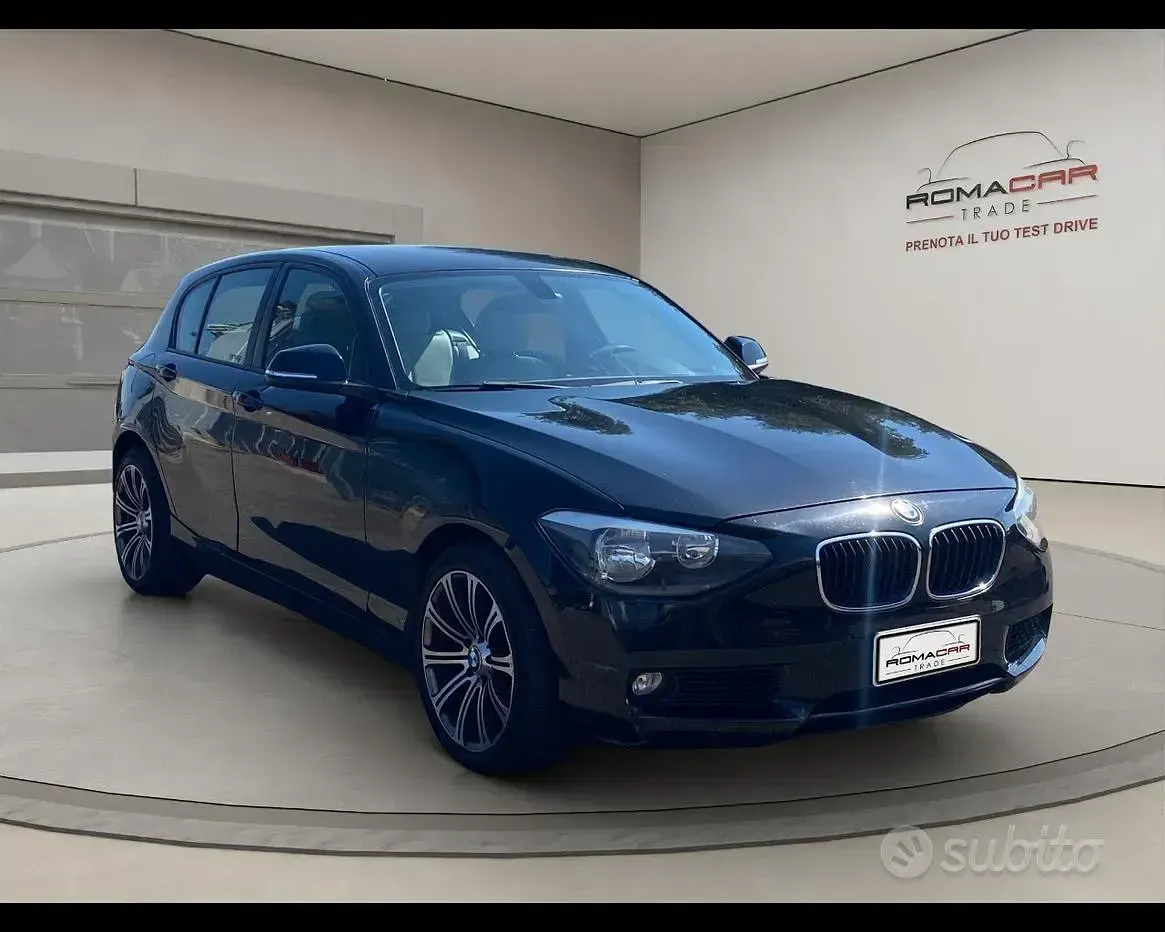 Usata BMW 116 Sport Line 116 CV (85 kW) 2012 Nero Utilitaria