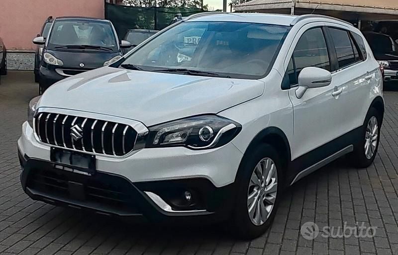 Bianco Usata 2019 Suzuki SX4 S-Cross SUV | 9990 € (Buon prezzo) - Immagine 1/4