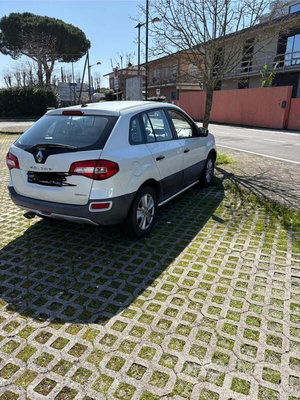 Usata Renault Koleos 170 CV (125 kW) 2009 Bianco SUV